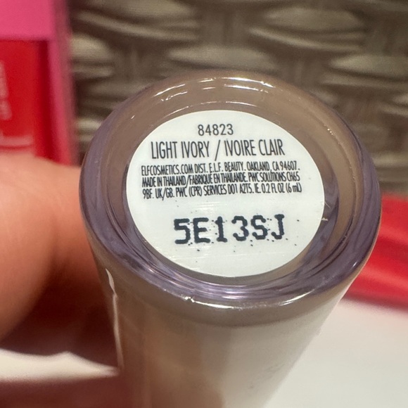 ELF and Benefit Lip Kit, concealers and mascara - Picture 11 of 14